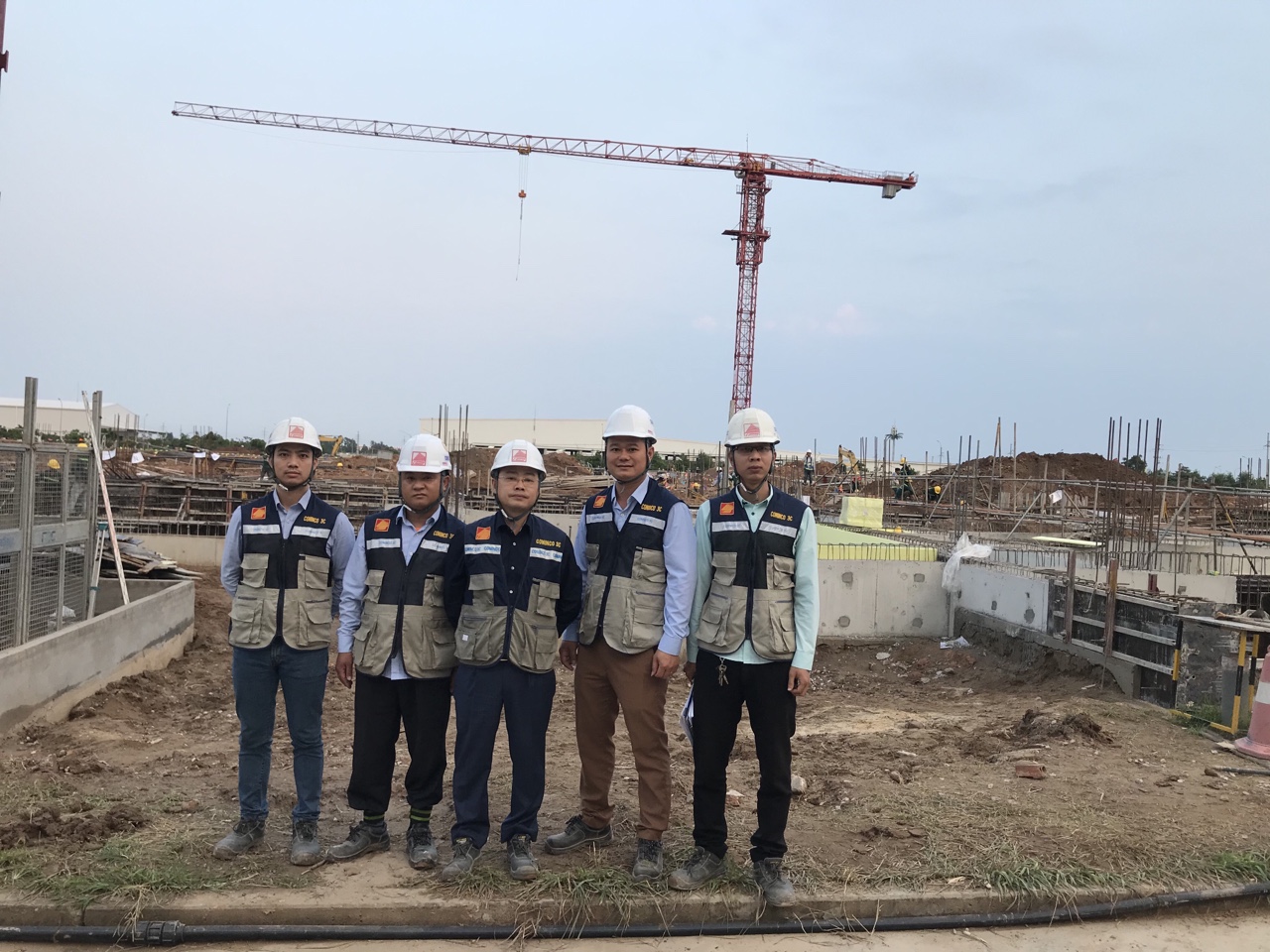 Tổng giám đốc Trần Việt Cường đến thăm và làm việc tại dự án Kyocera Hải Phòng